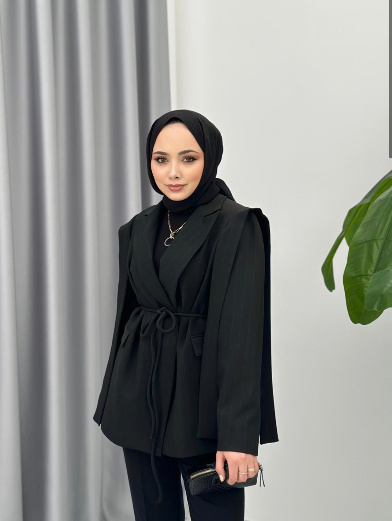 Vera Blazer Black